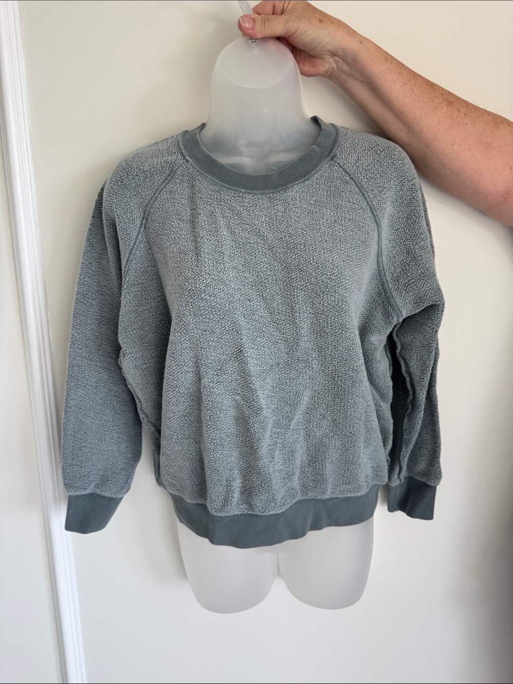 Men's Soft Gray Crewneck Pullover Sweater